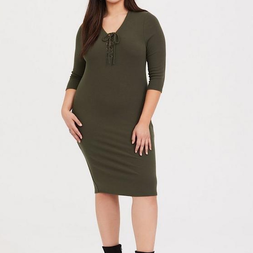 NWT Torrid Women’s Rib‎ Lace Up Front 3/4 Sleeve Midi Dress Olive Green Size 1X